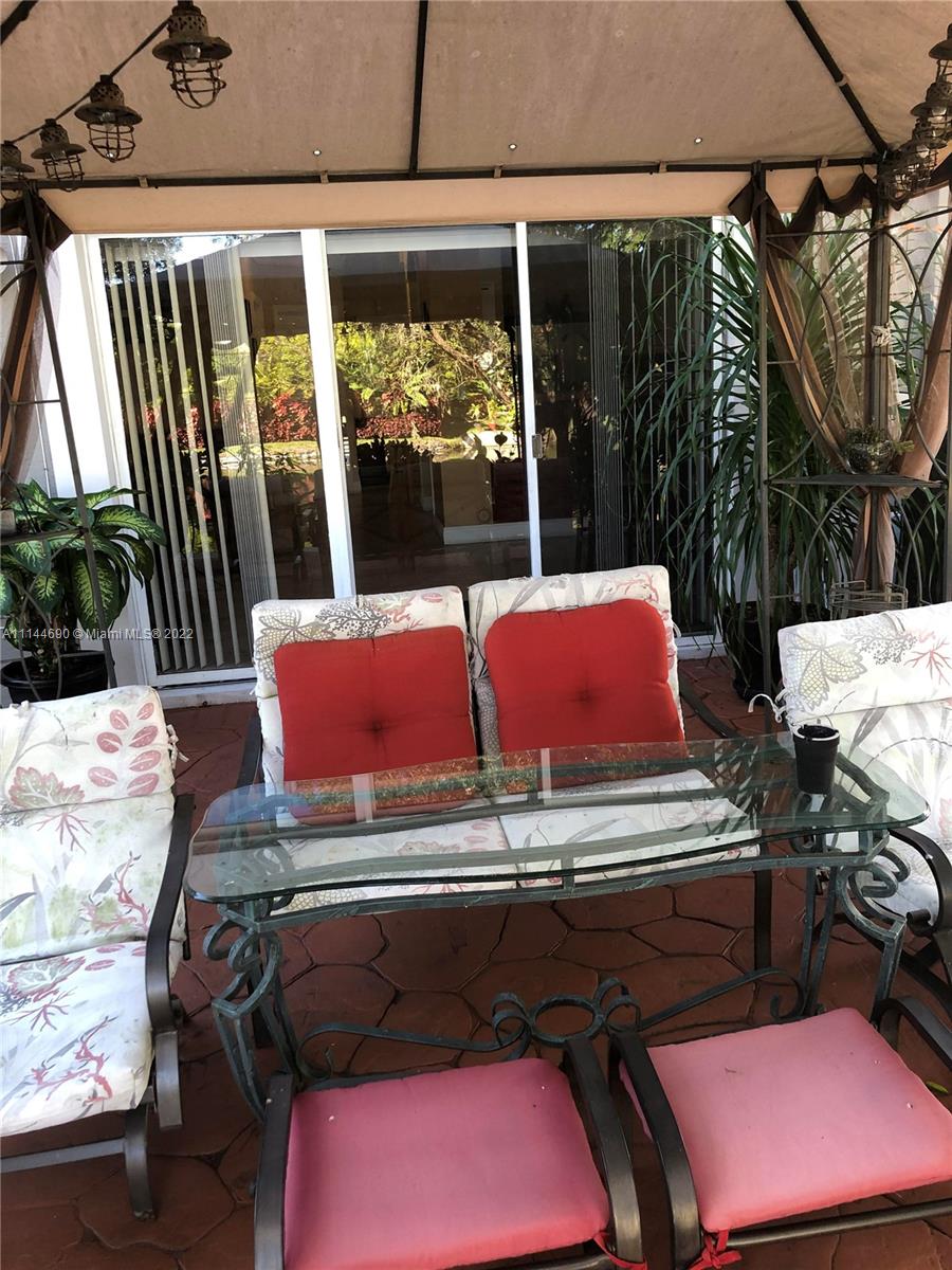 Monarch Lakes Miramar, FL 33027 - Photo 6 of 31