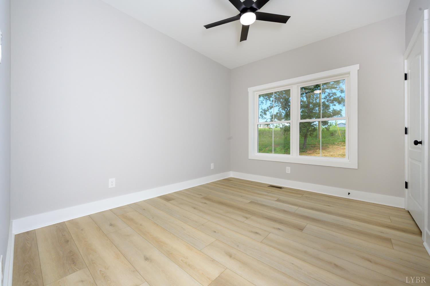 2249 Lipscomb Road Moneta, VA 24121 - Photo 16 of 60