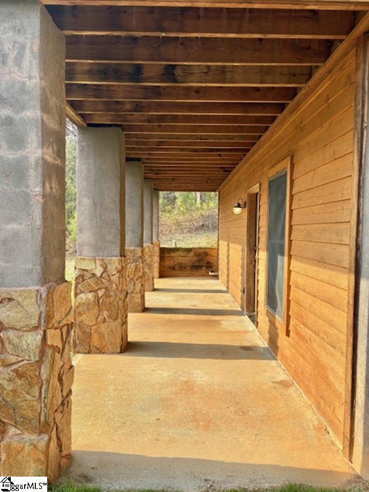 17 Table Rock Road Cleveland, SC 29635 - Photo 34 of 38