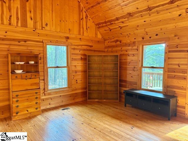 17 Table Rock Road Cleveland, SC 29635 - Photo 8 of 38