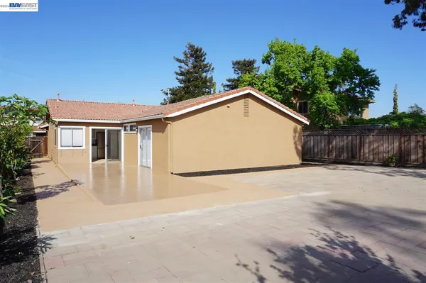 $1,399,000 | 5064 Anaheim Loop, Union City, CA 94587