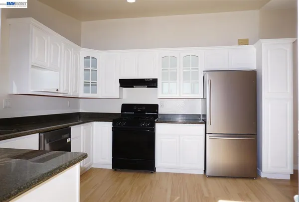 $1,399,000 | 5064 Anaheim Loop, Union City, CA 94587
