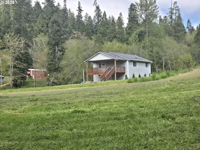 $529,000 | 2262 Louis Creek Road, Myrtle Creek, OR 97457