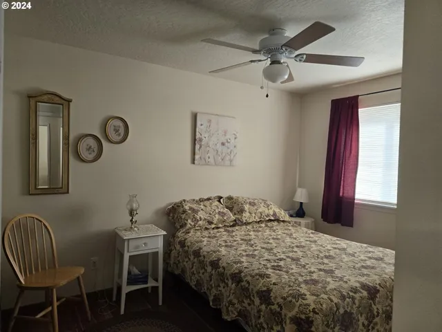 $529,000 | 2262 Louis Creek Road, Myrtle Creek, OR 97457