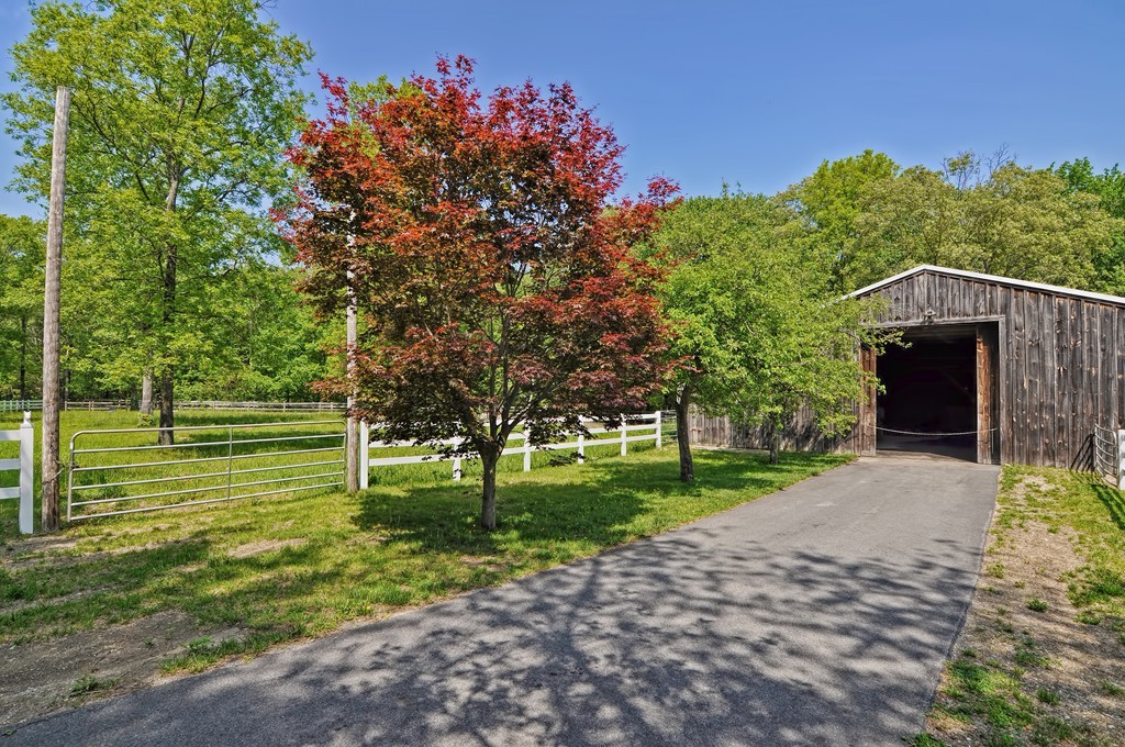 69 Ridge Road Upton, MA 01568 - Photo 19 of 24