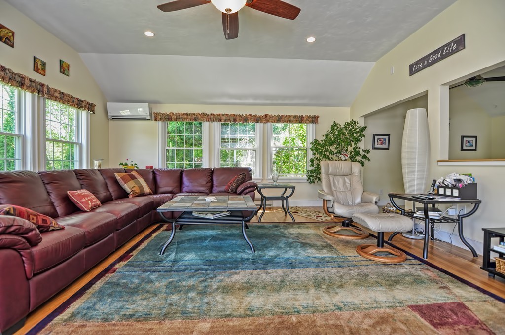 69 Ridge Road Upton, MA 01568 - Photo 6 of 24