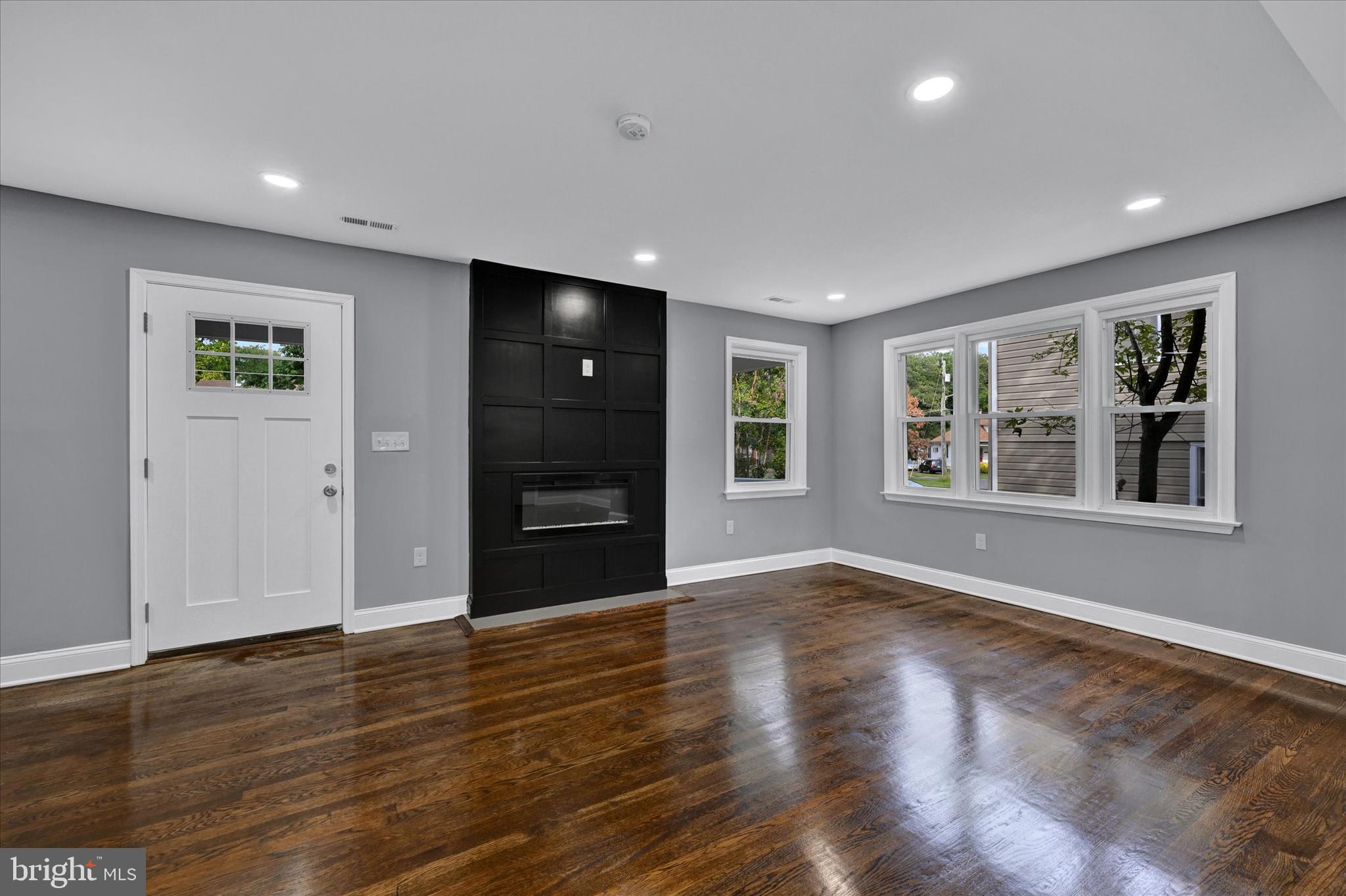 4713 Ridgeway Avenue Baltimore, MD 21206 - Photo 3 of 28 Gallery Image 3