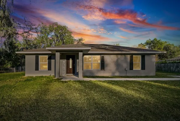 $309,900 | 37402 Chicago Avenue, Umatilla, FL 32784