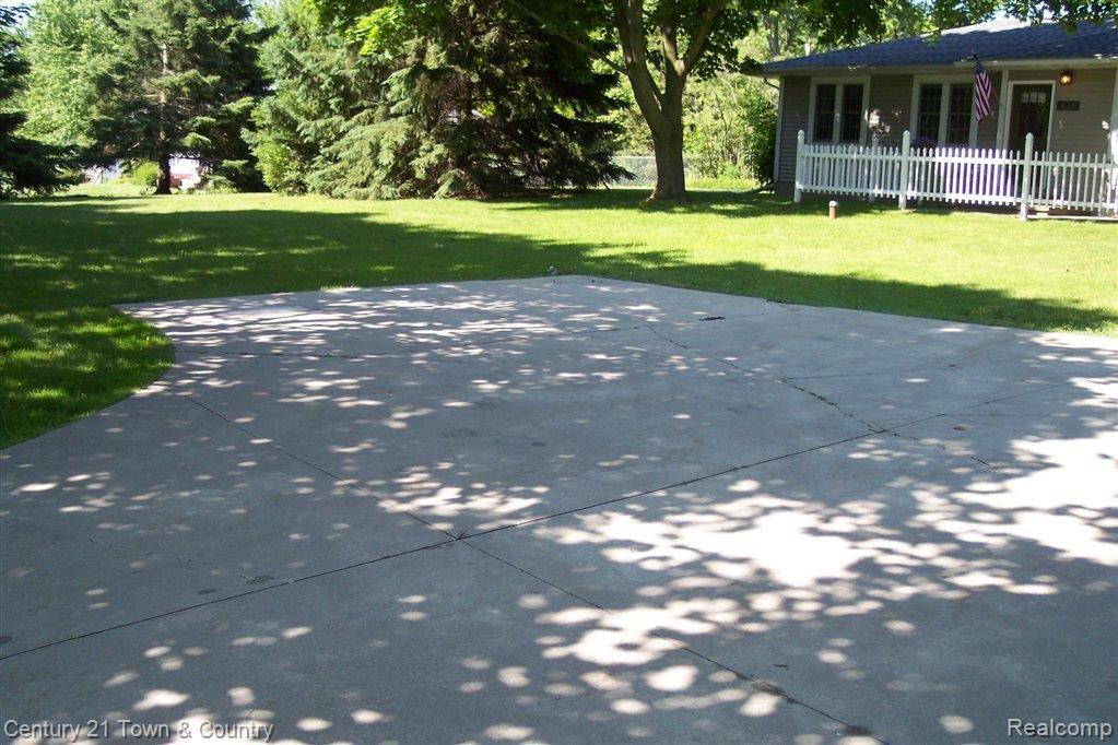 436 South Baldwin Road Oxford, MI 48371 - Photo 11 of 24 11-Plenty of Parking with Turn A