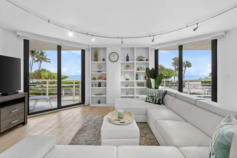 $1,695,000 | 176 Helios Drive, Unit 205, Jupiter, FL 33477