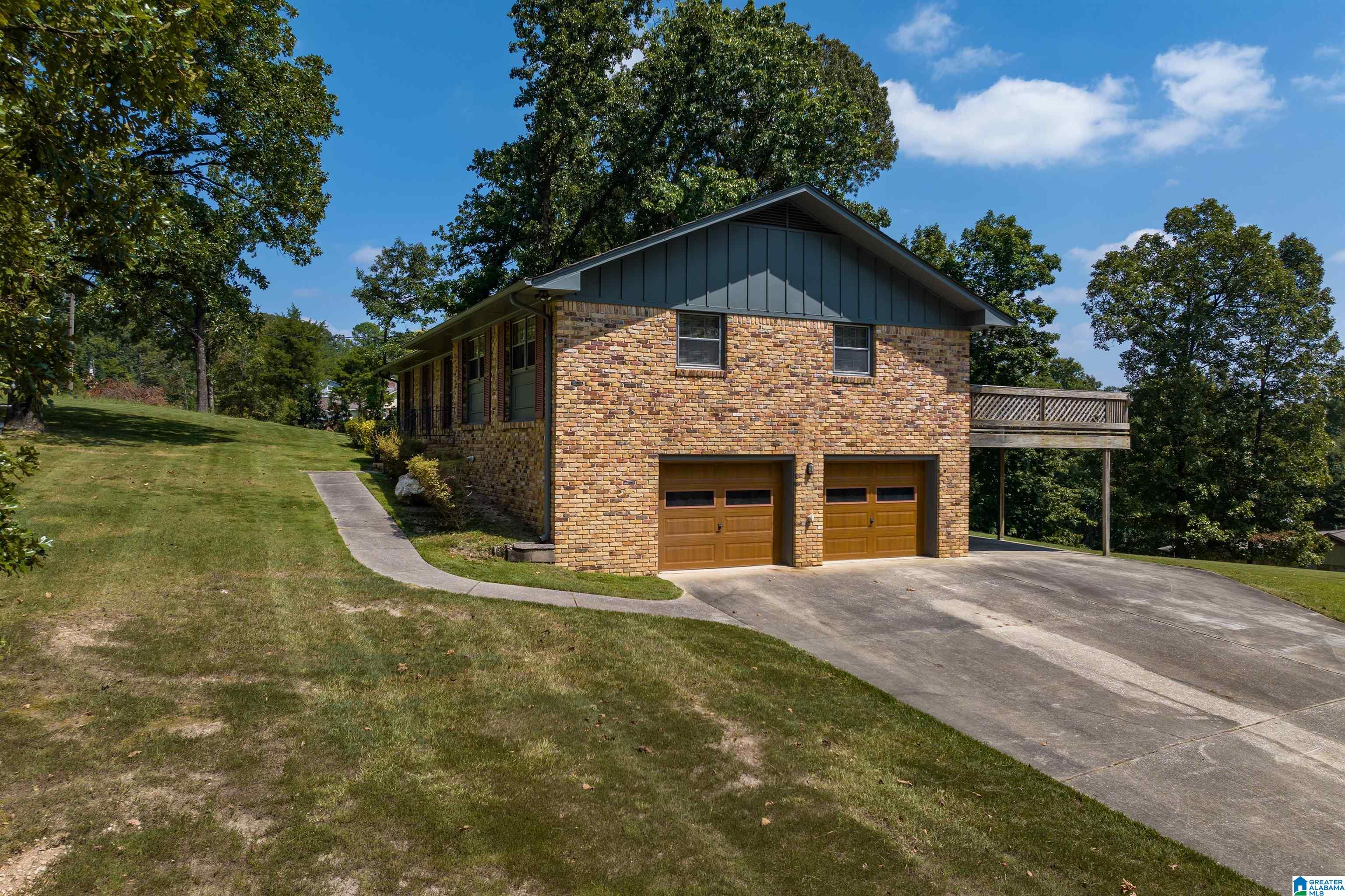1823 Trail Ridge Drive Pelham, AL 35124 - Photo 3 of 43
