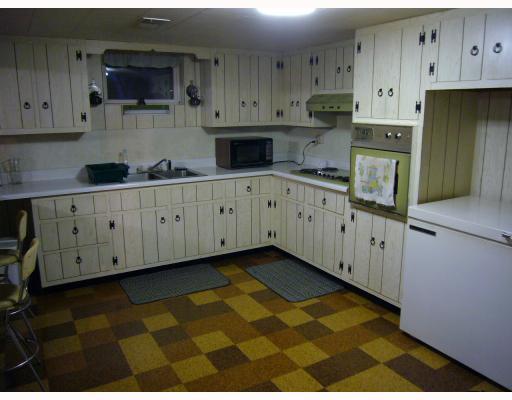 219 North Pike Road Sarver, PA 16055 - Photo 10 of 18 Kitchen.