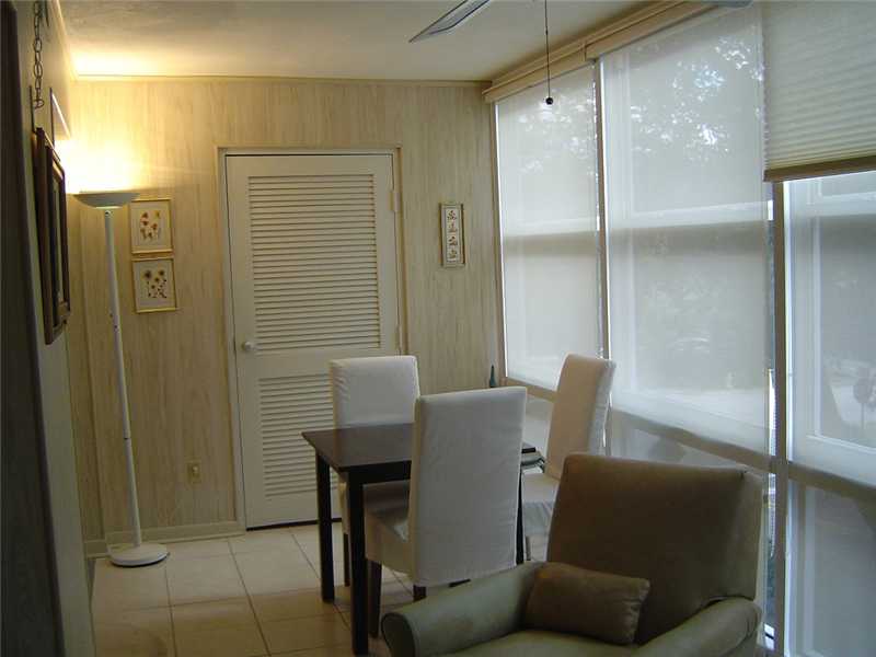 275 Date Palm Road Vero Beach, FL 32963 - Photo 11 of 19 Gallery Image 11
