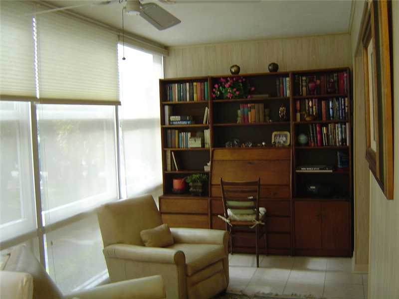 275 Date Palm Road Vero Beach, FL 32963 - Photo 12 of 19 Gallery Image 12