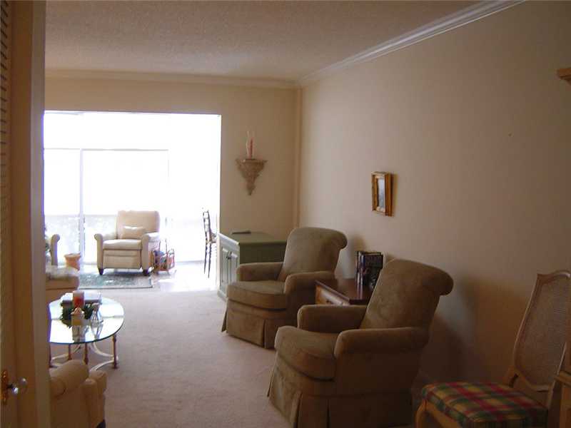 275 Date Palm Road Vero Beach, FL 32963 - Photo 6 of 19 Gallery Image 6