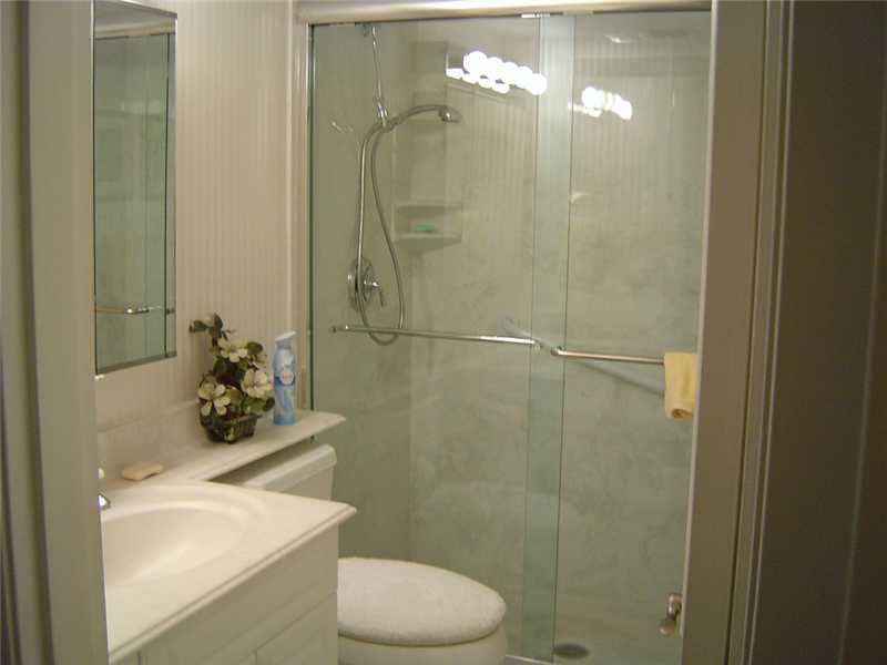 275 Date Palm Road Vero Beach, FL 32963 - Photo 10 of 19 Gallery Image 10