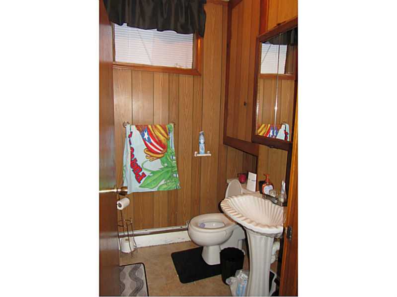 260 Greene Street Woonsocket, RI 02895 - Photo 14 of 25 Bathroom.