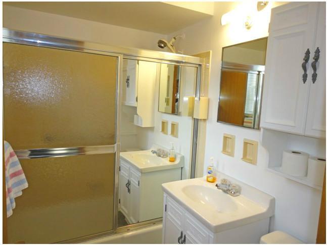 3917 Anderson Road Gibsonia, PA 15044 - Photo 17 of 25 Full Bath.