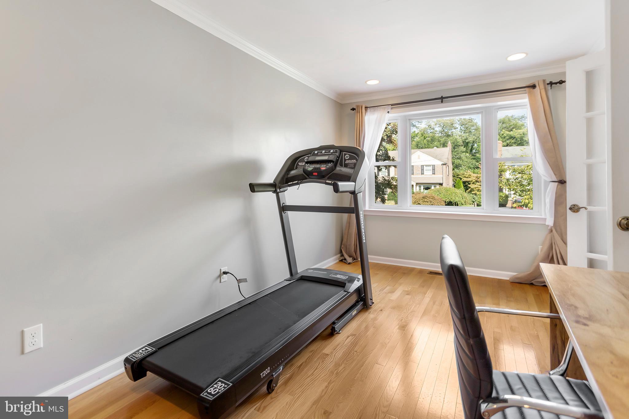 1806 Earlington Road Havertown, PA 19083 - Photo 11 of 27 a view of a room with gym equipment