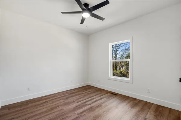 $349,900 | 125 Cambridge Lane, Pendleton, SC 29670