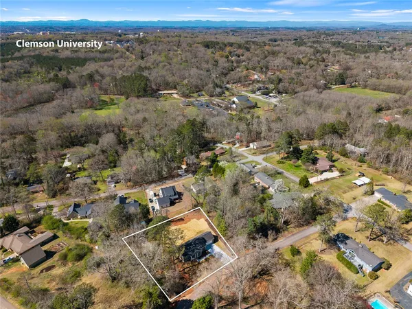 $349,900 | 125 Cambridge Lane, Pendleton, SC 29670
