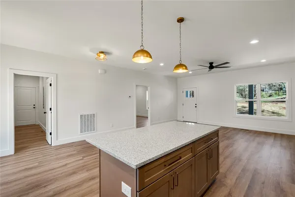 $349,900 | 125 Cambridge Lane, Pendleton, SC 29670