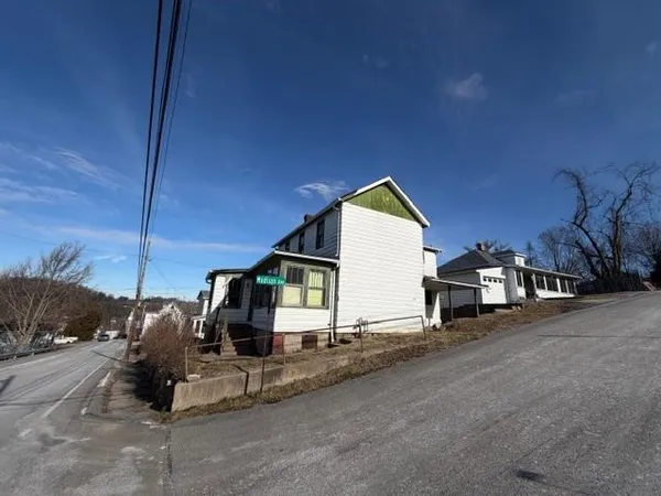 $29,900 | 3385 Pike Street, Herminie, PA 15637