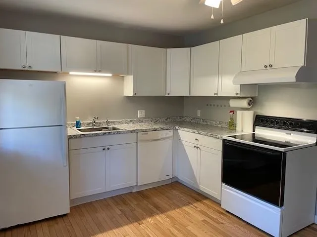 $2,250 | 75 High Street, Unit JA2, Exeter, NH 03833