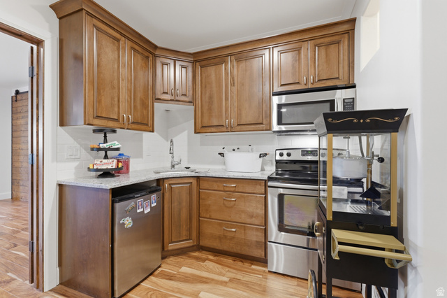 441 South 2080th Street East Springville, UT 84663 - Photo 33 of 64 Kitchen