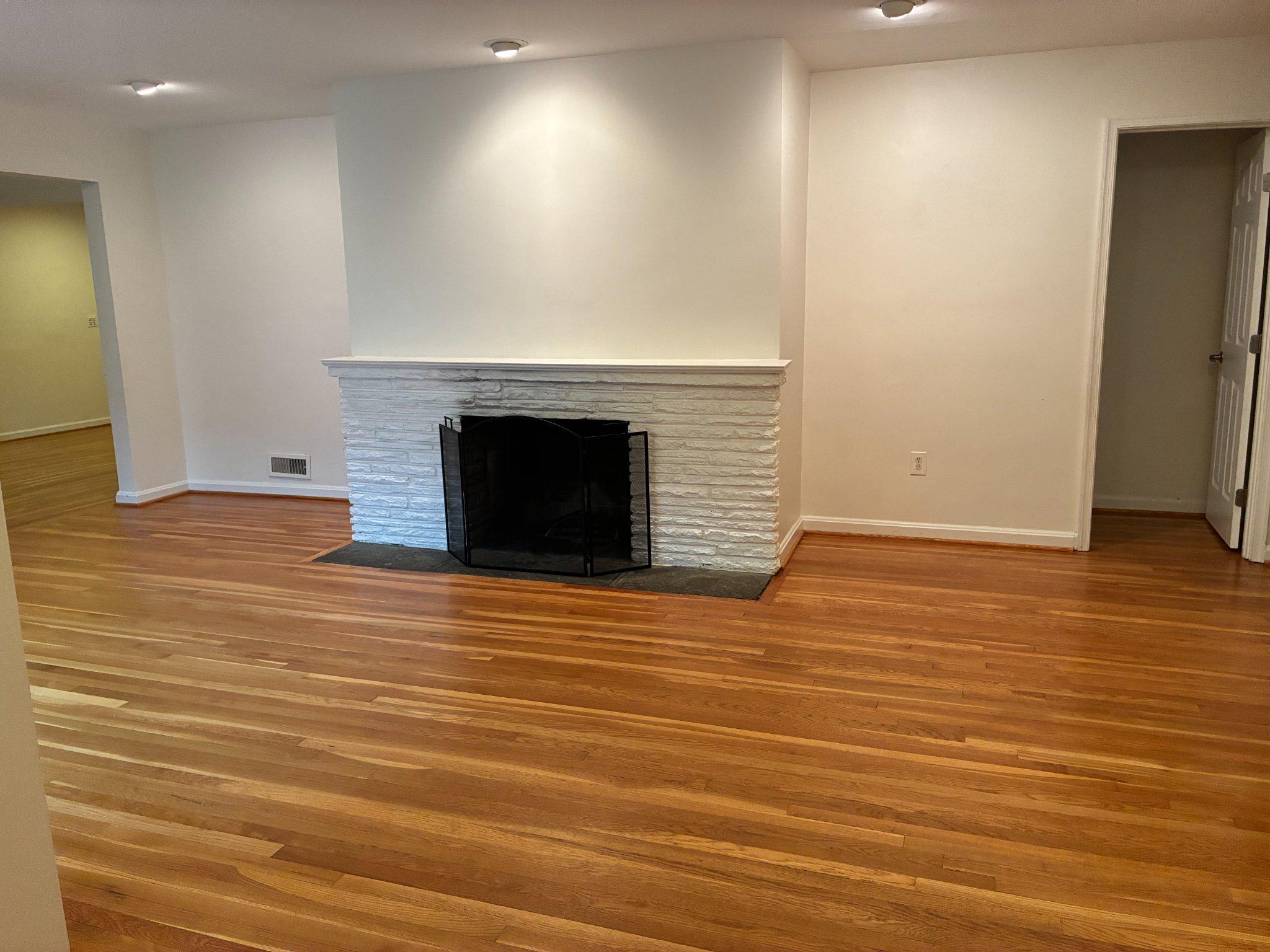 5311 Sangamore Road Bethesda, MD 20816 - Photo 2 of 30 Entryway