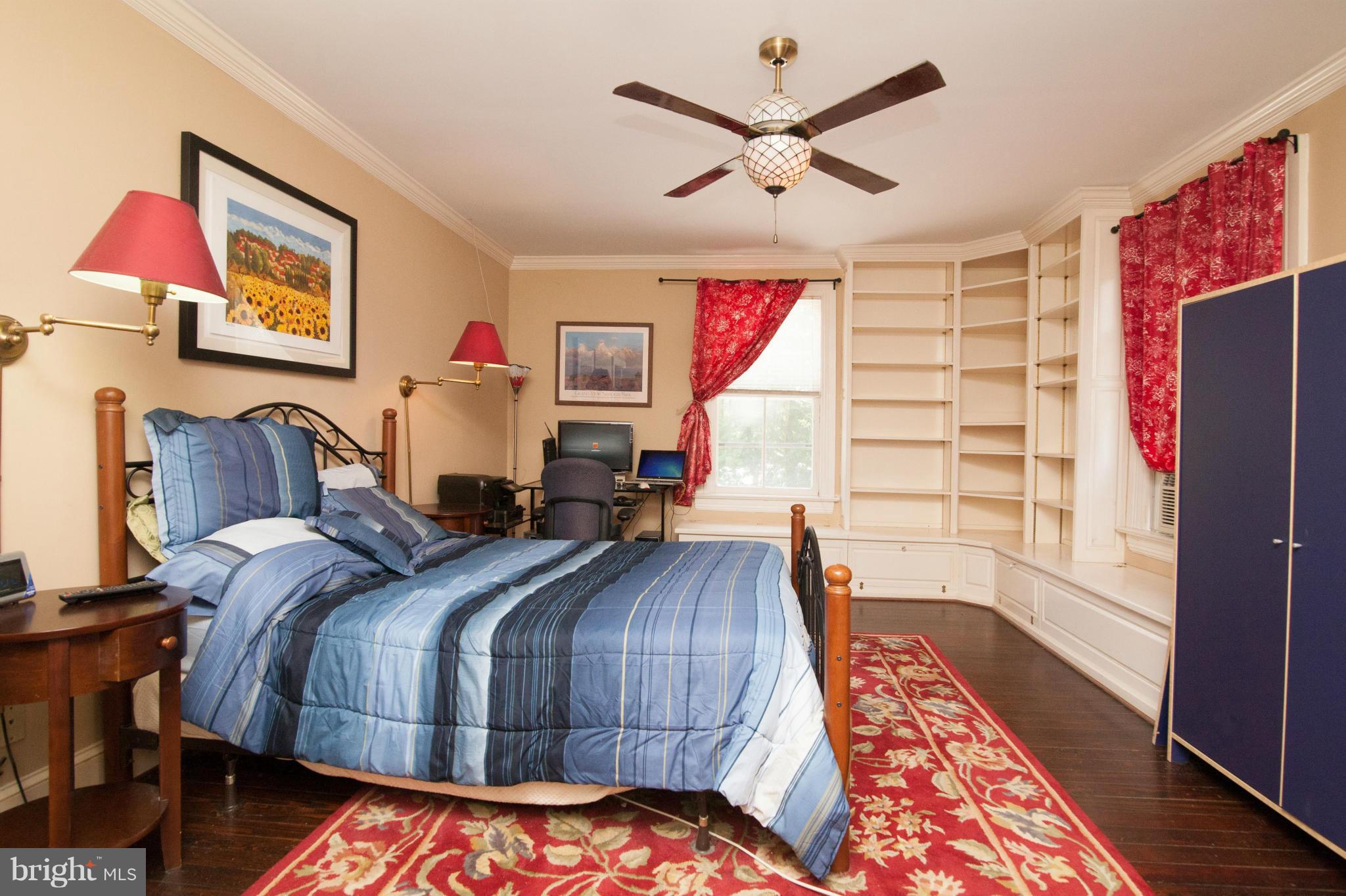 27213 Ridge Road Damascus, MD 20872 - Photo 21 of 29 Bedroom (Master)