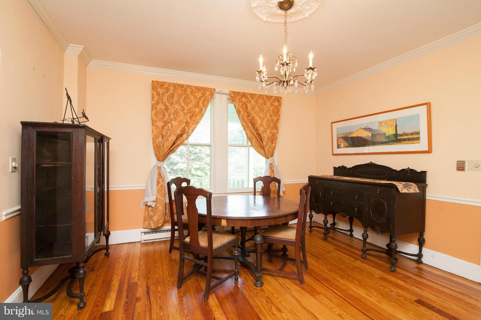 27213 Ridge Road Damascus, MD 20872 - Photo 10 of 29 Dining Room