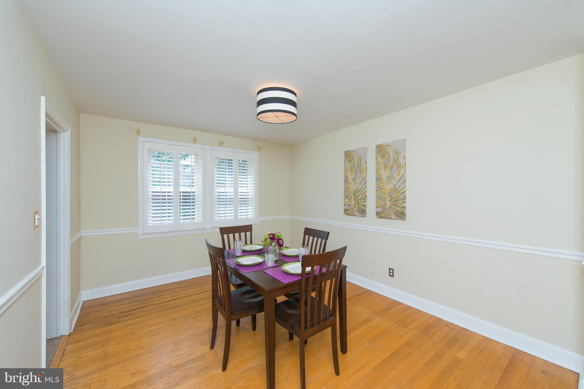 325 Overbrook Road Baltimore, MD 21212 - Photo 8 of 26 Dining Room