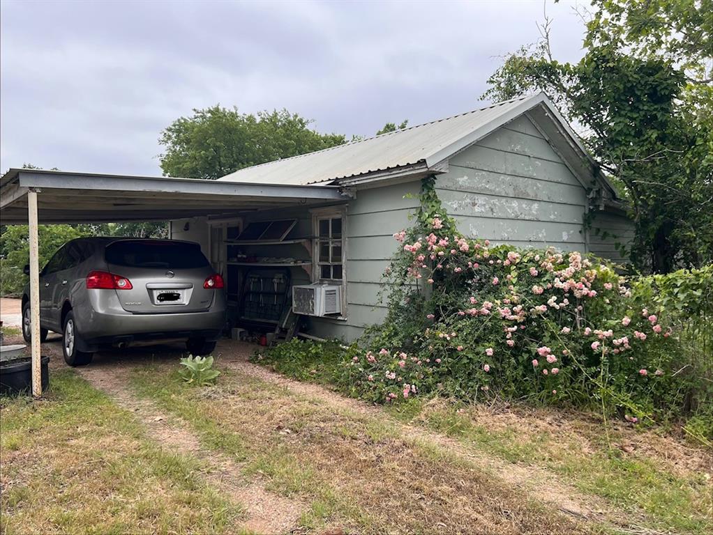 101 Commerce Street Gustine, TX 76455 - Photo 17 of 32 Casita Carport