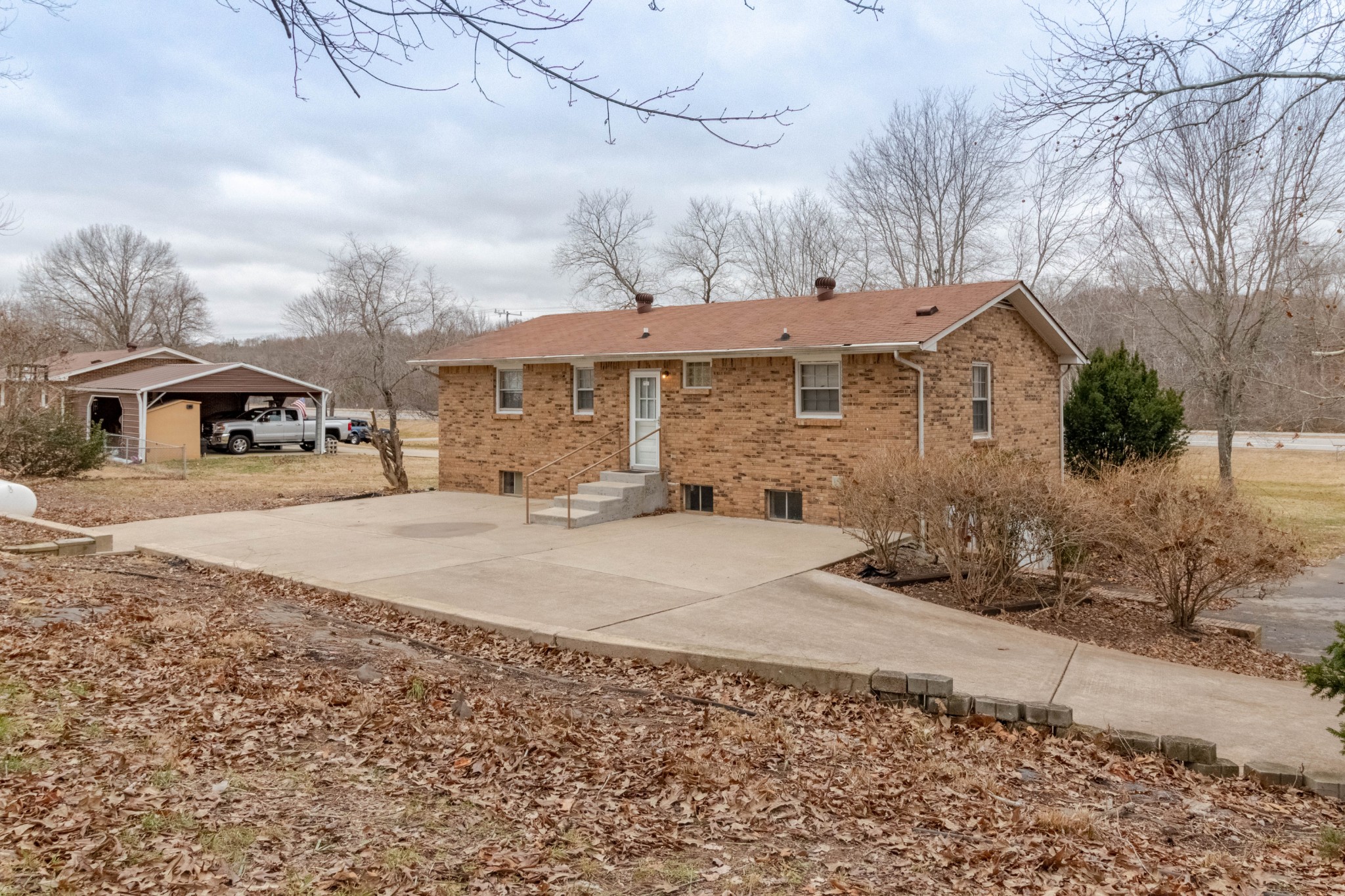 4364 Dover Road Woodlawn, TN 37191 - Photo 13 of 29 Gallery Image 13
