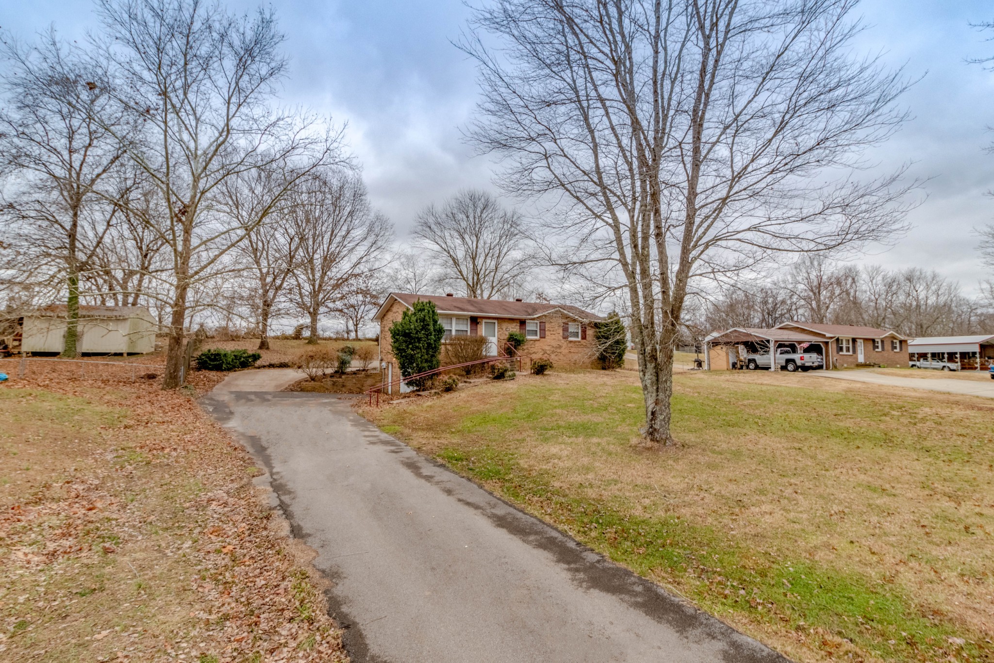 4364 Dover Road Woodlawn, TN 37191 - Photo 2 of 29 Gallery Image 2
