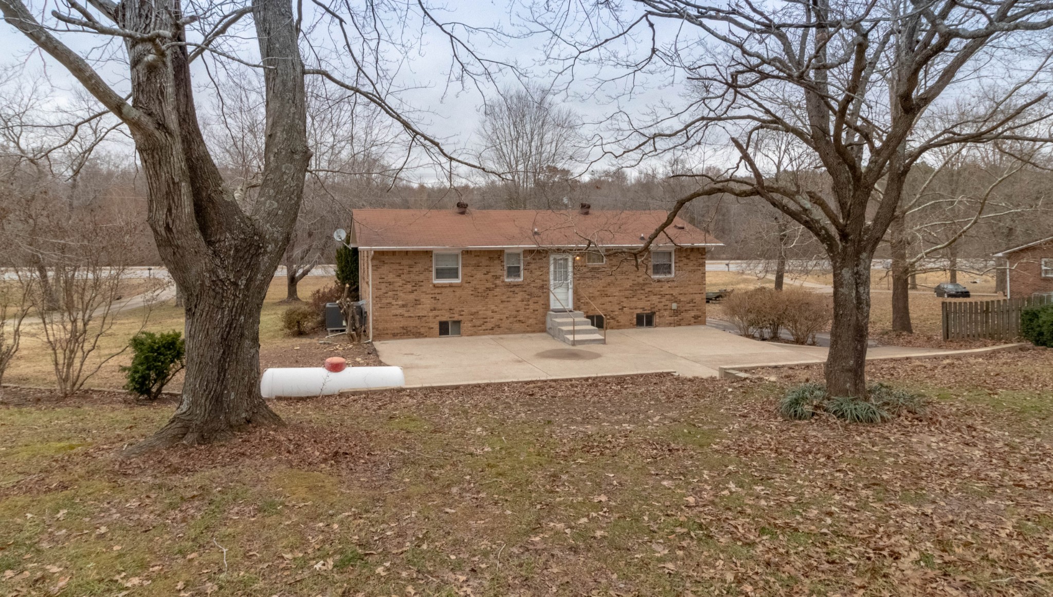 4364 Dover Road Woodlawn, TN 37191 - Photo 9 of 29 Gallery Image 9