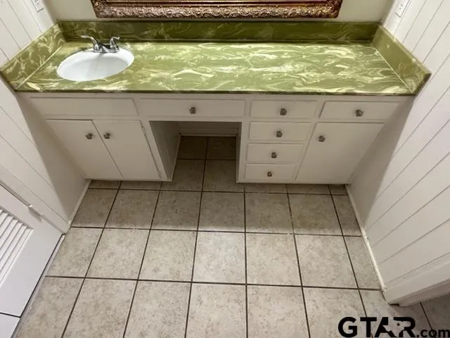 $1,900 | 1401 Kensington Drive, Tyler, TX 75703