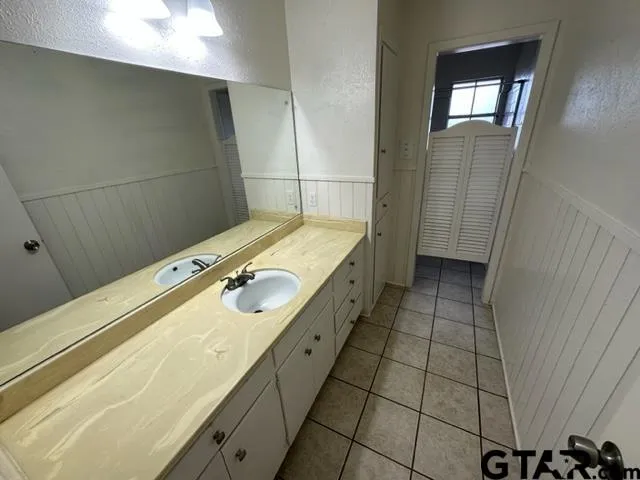 $1,900 | 1401 Kensington Drive, Tyler, TX 75703