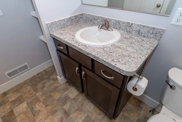 $334,900 | 12850 Kingfish Court, Middlebury, IN 46540