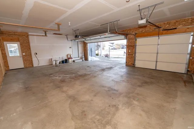 $334,900 | 12850 Kingfish Court, Middlebury, IN 46540