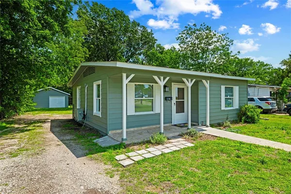 $199,900 | 1006 Westridge Avenue, Lancaster, TX 75146