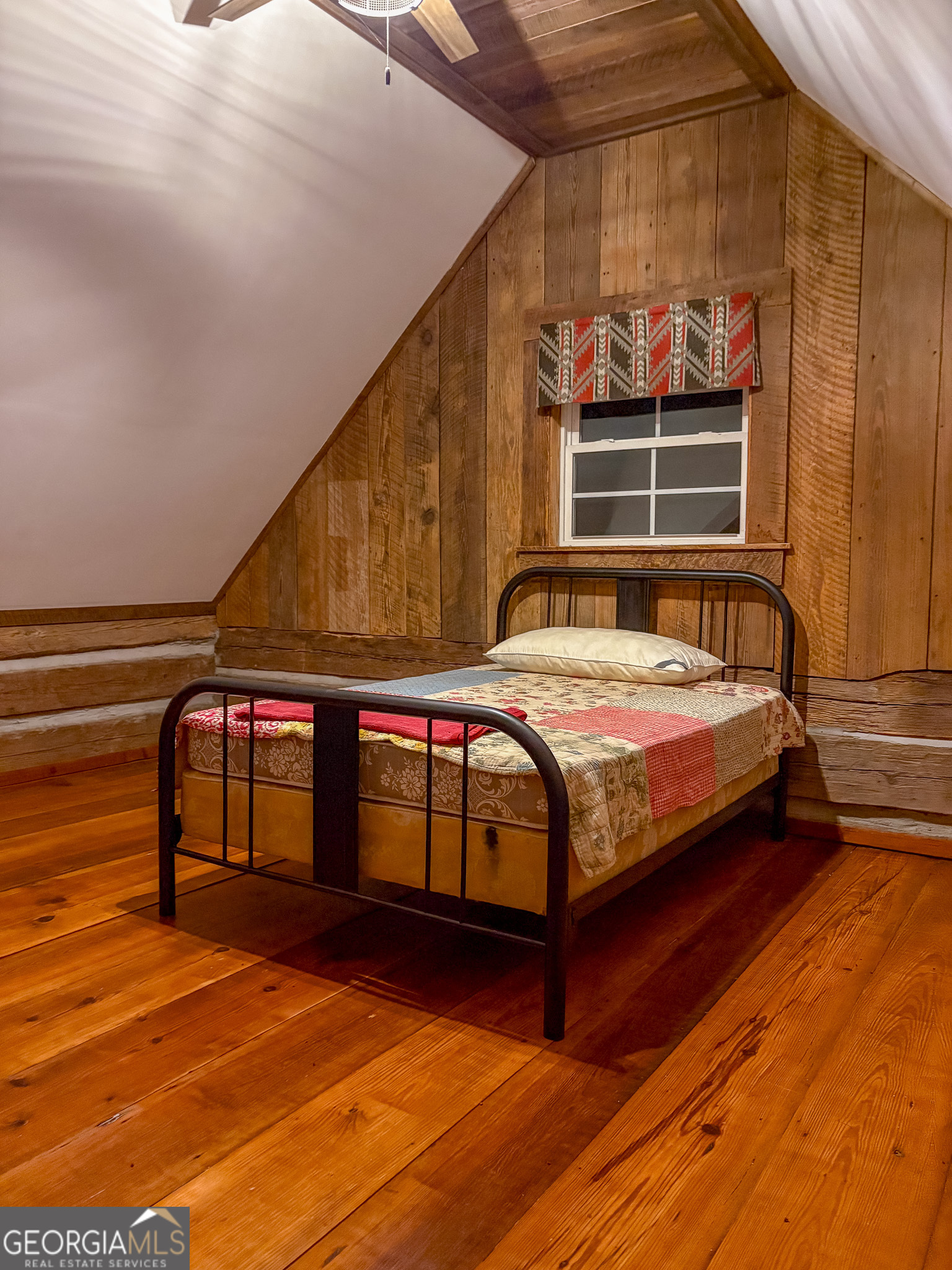 105 Buchanan Road Americus, GA 31719 - Photo 18 of 31 a bedroom with a bed and a dresser