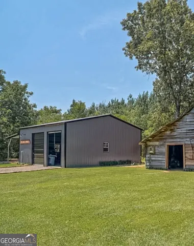 a view of empty room