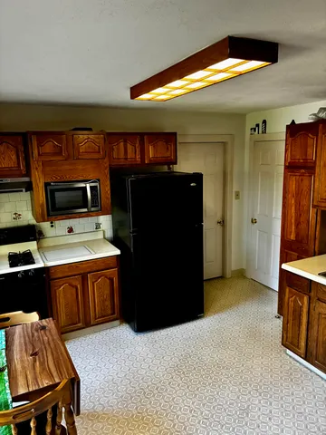 $479,900 | 113 Wardwell Point Road, Penobscot, ME 04476