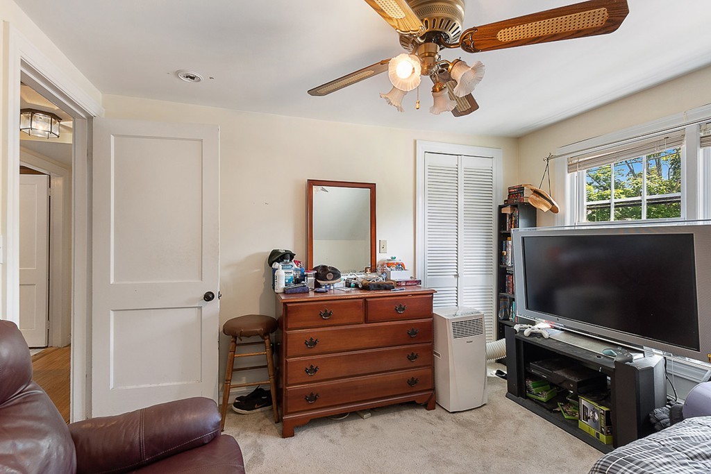 36 Nashua Road Pepperell, MA 01463 - Photo 16 of 39 Gallery Image 16