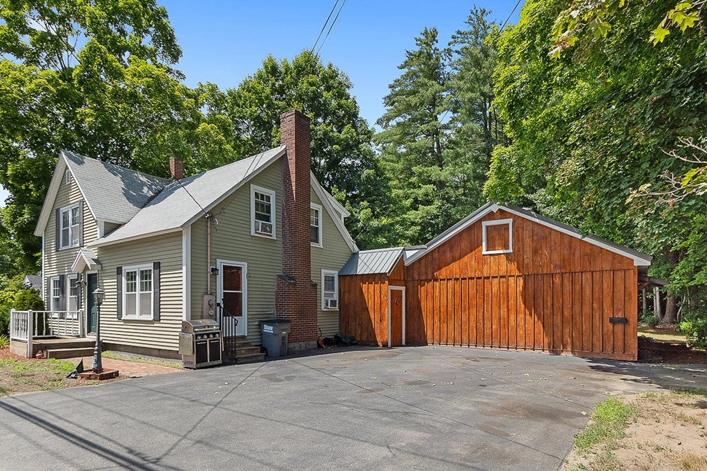 36 Nashua Road Pepperell, MA 01463 - Photo 3 of 39 Gallery Image 3