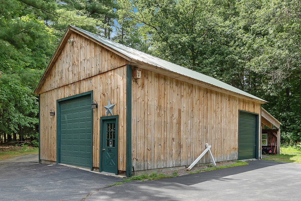 36 Nashua Road Pepperell, MA 01463 - Photo 4 of 39 Gallery Image 4