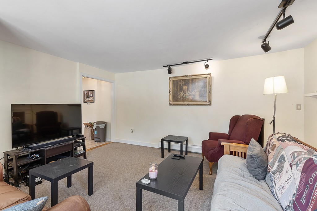 36 Nashua Road Pepperell, MA 01463 - Photo 9 of 39 Gallery Image 9