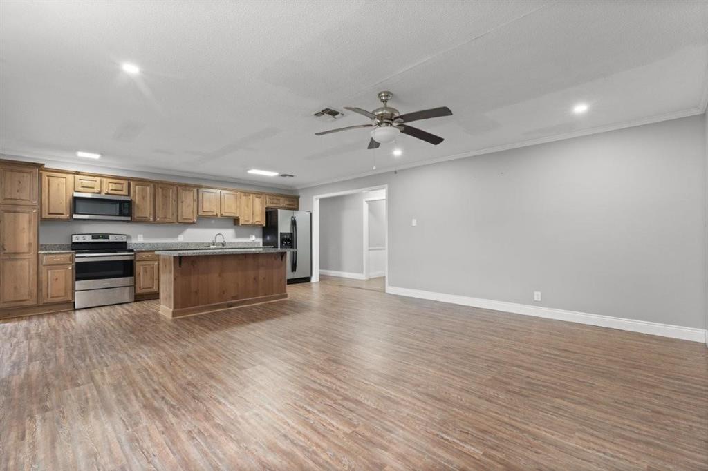 1605 Sarah Drive Lake Charles, LA 70605 - Photo 3 of 24